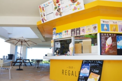 写真：店舗外観